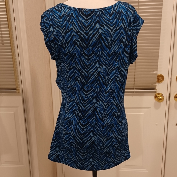 $4 Add-on Blue Cowl Neck Top - Size Small - Picture 5 of 8